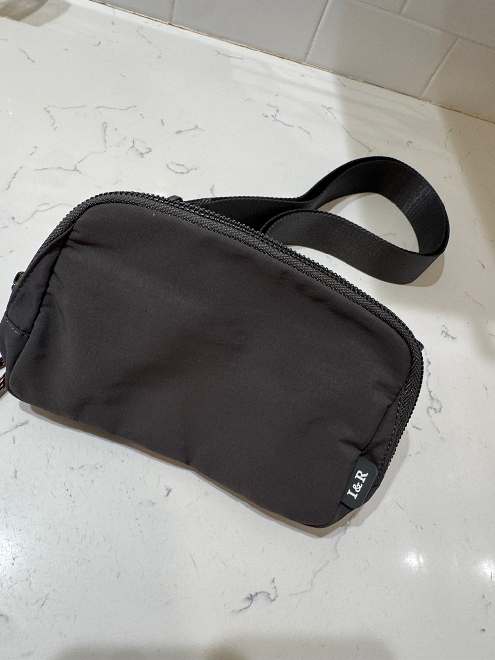 Unbranded Women's Dark Gray Crossbody Pouch belt bag Fanny pack NEW - Picture 2 of 11